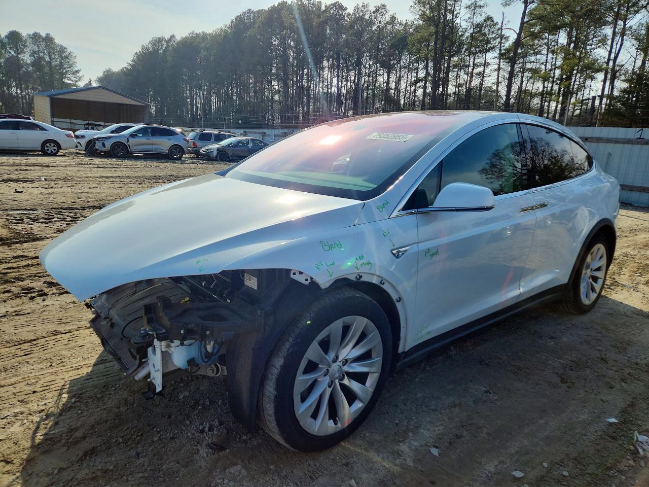 2016 Tesla Model X - zdjęcie główne