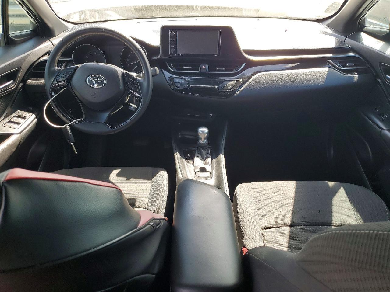 2018 Toyota C-Hr Xle - zdjęcie 8