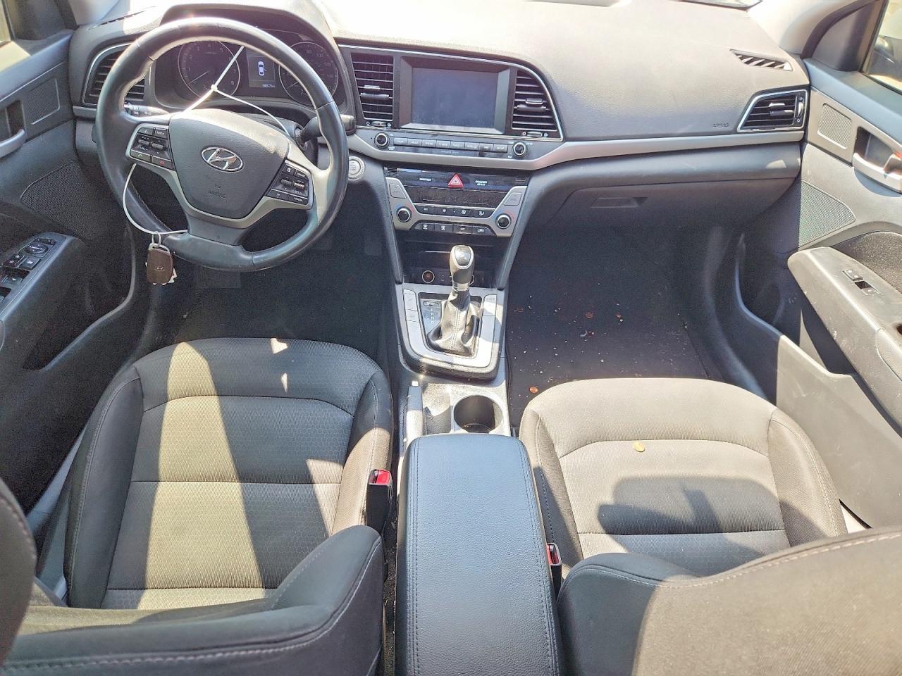 2017 Hyundai Elantra Value Edition - zdjęcie 8