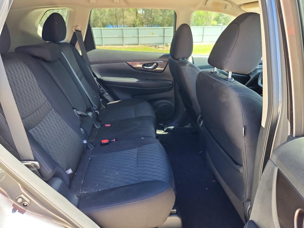 2019 Nissan Rogue S - zdjęcie 11