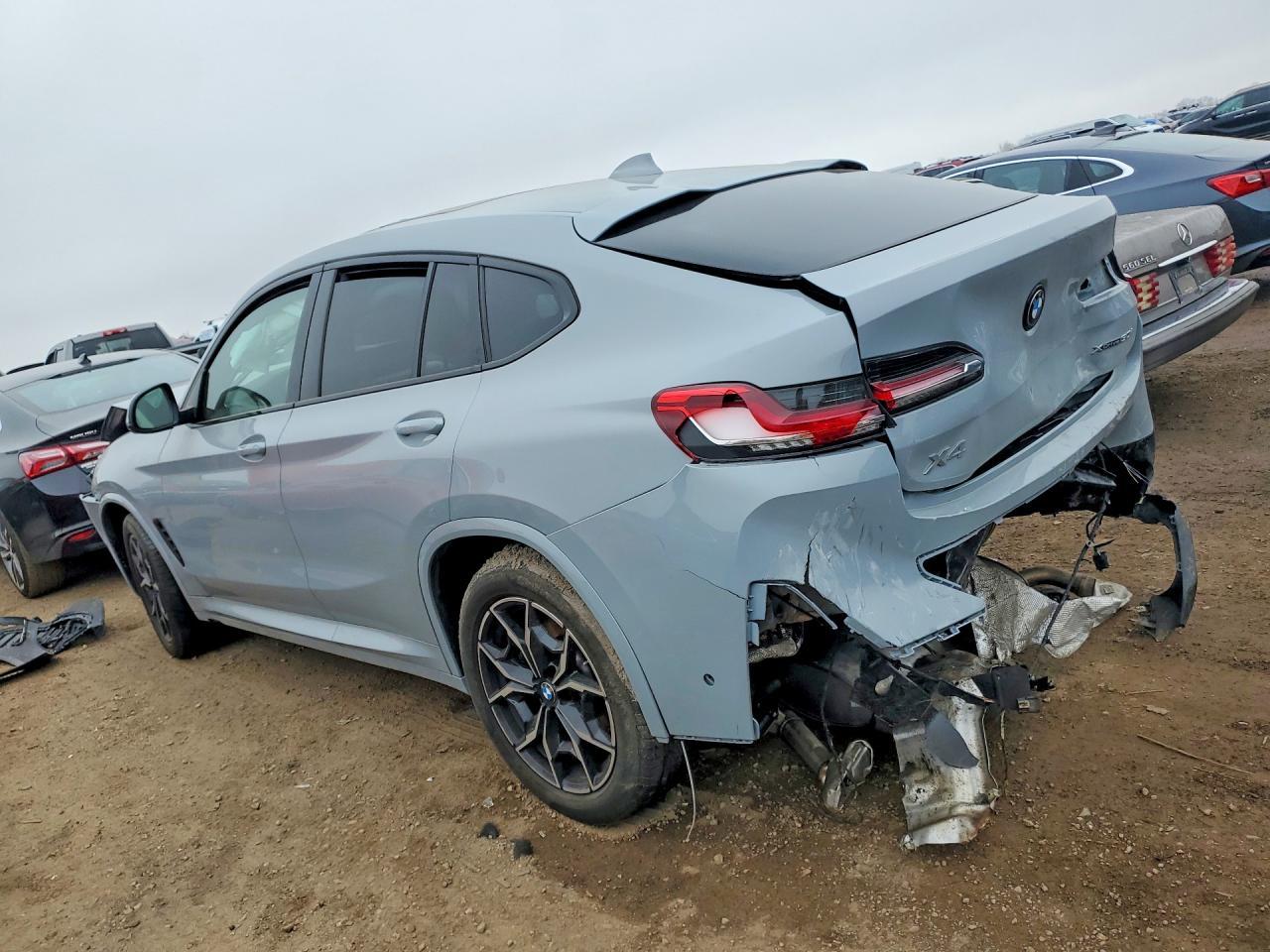 2024 BMW X4 xDrive30I - zdjęcie 2