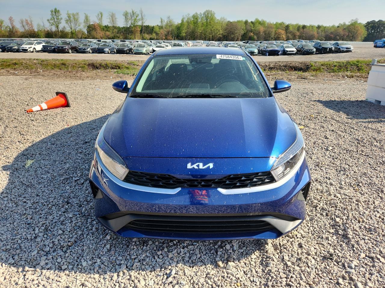 2024 Kia Forte Lxs - zdjęcie 5