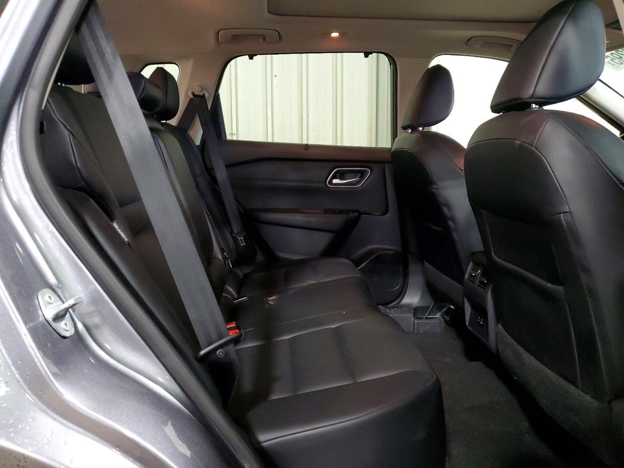 2021 Nissan Rogue Sv - zdjęcie 11