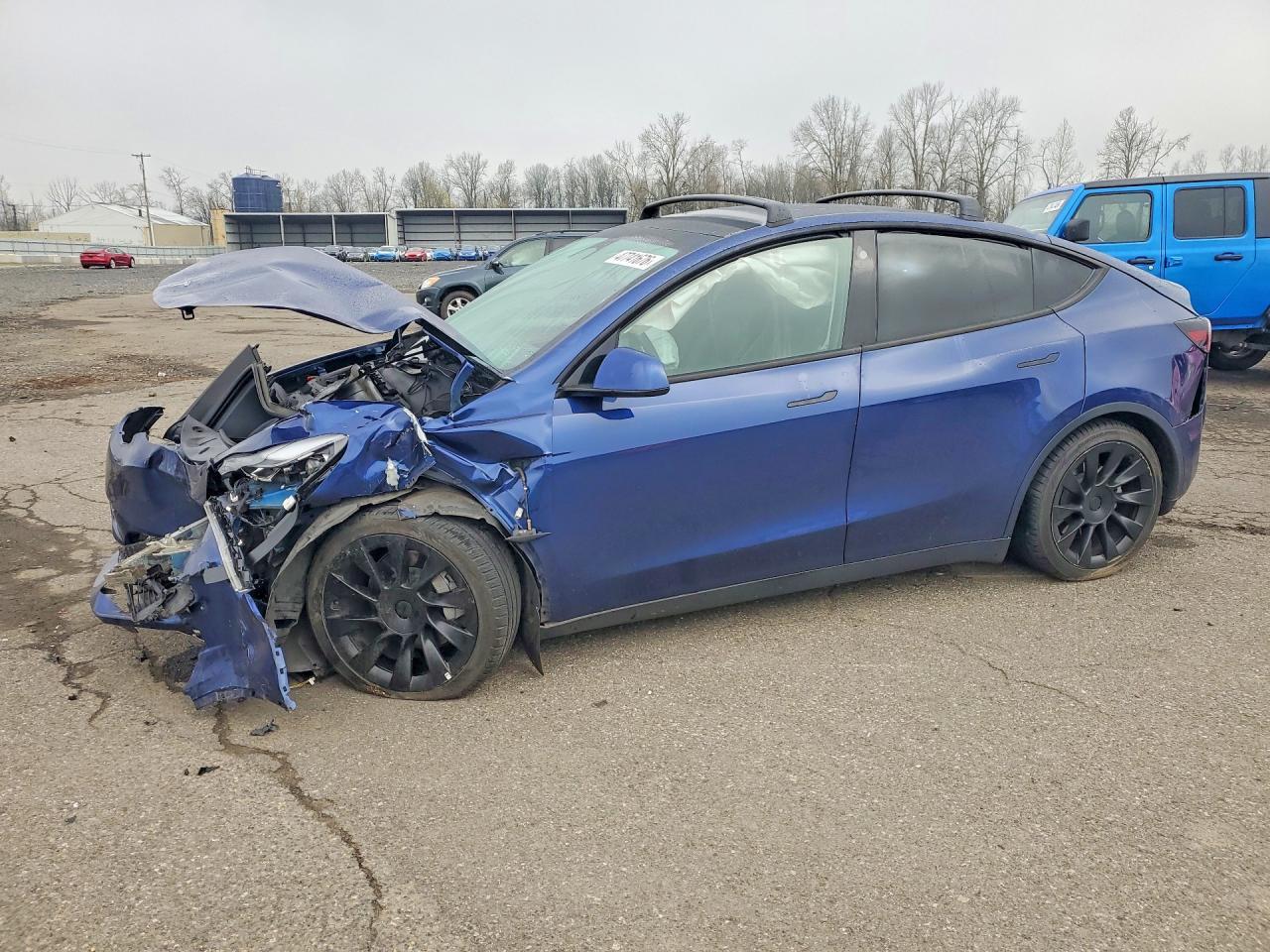 2023 Tesla Model Y - zdjęcie główne