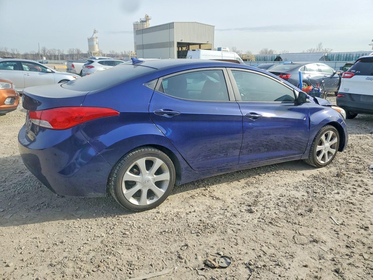 2016 Hyundai Elantra 4D - zdjęcie 3