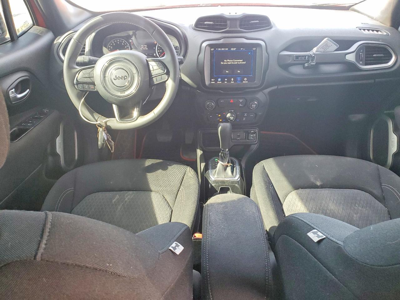 2021 Jeep Renegade Latitude - zdjęcie 8