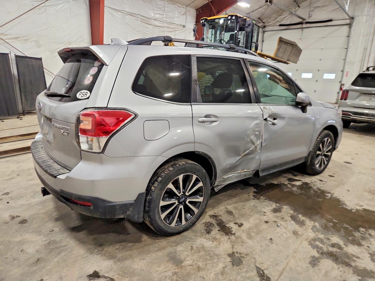 2018 Subaru Forester 2.0Xt Premium - zdjęcie 3