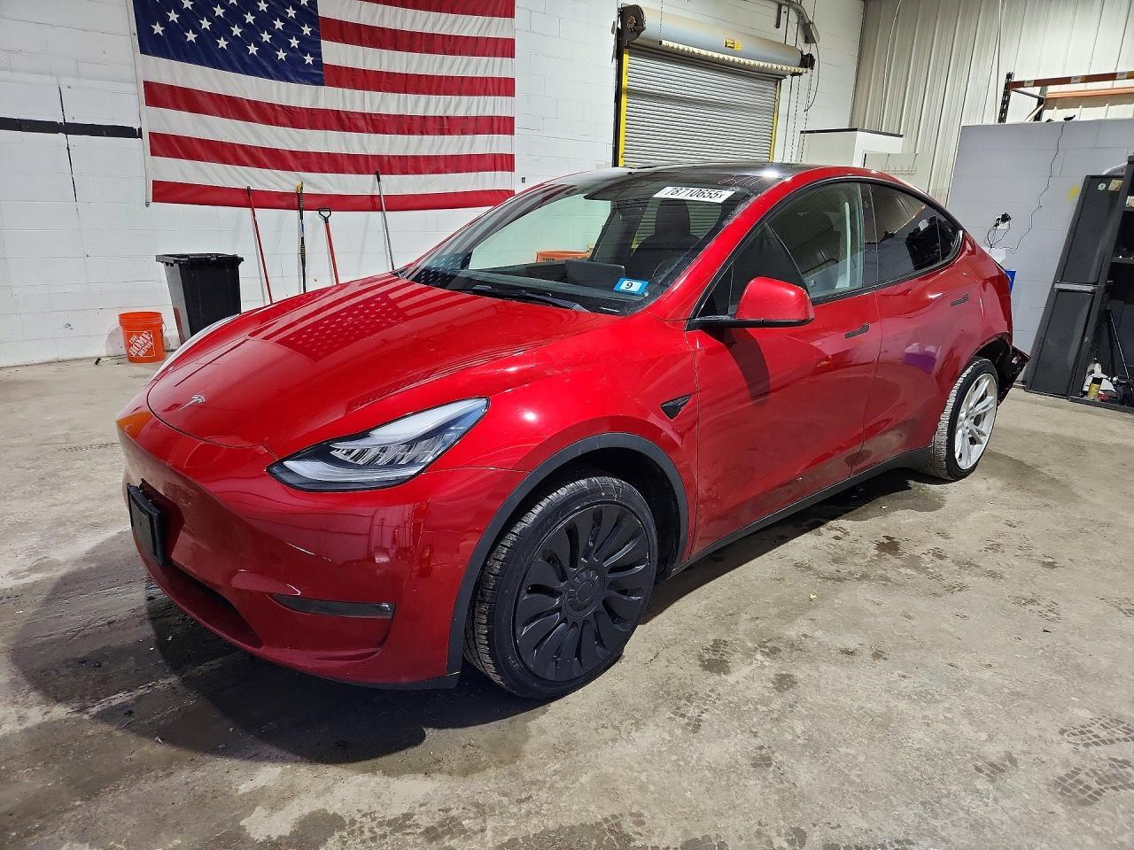 2021 Tesla Model Y - zdjęcie główne