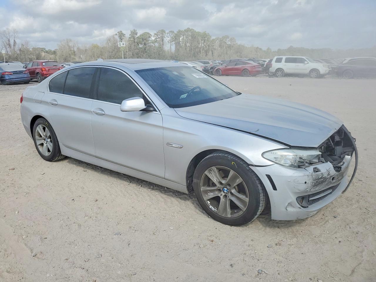 2013 BMW 528 - zdjęcie 4