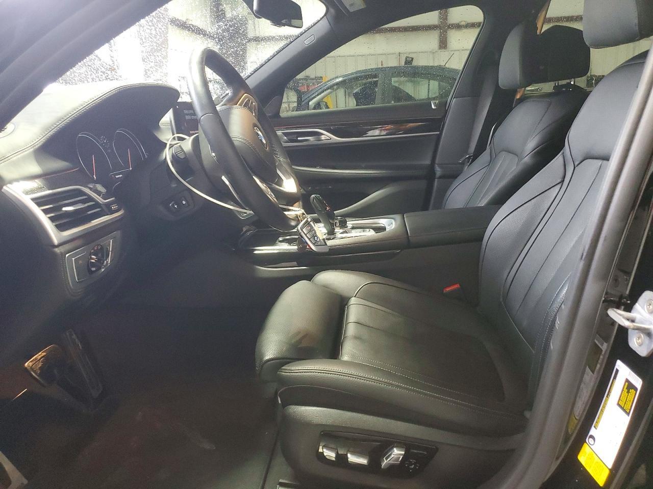 2019 BMW 740 I - zdjęcie 7