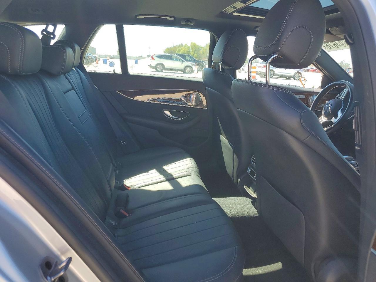 2020 Mercedes Benz E - zdjęcie 10