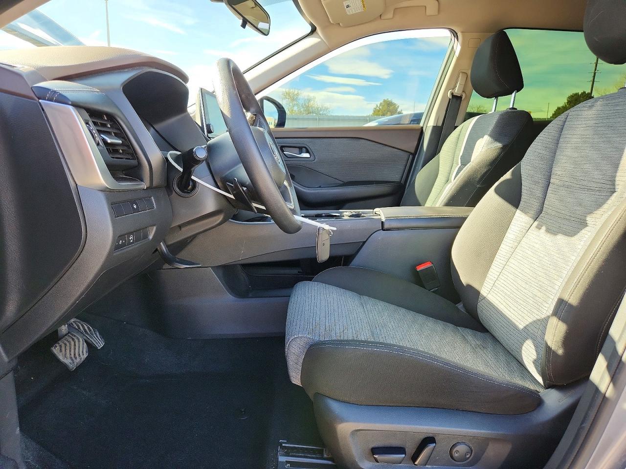 2023 Nissan Rogue Sv - zdjęcie 7