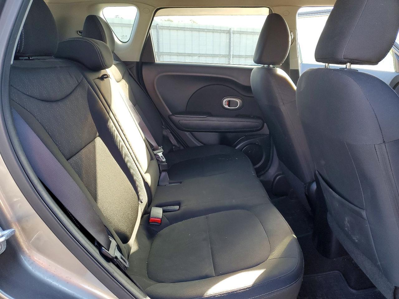 2014 Kia Soul Base - zdjęcie 10