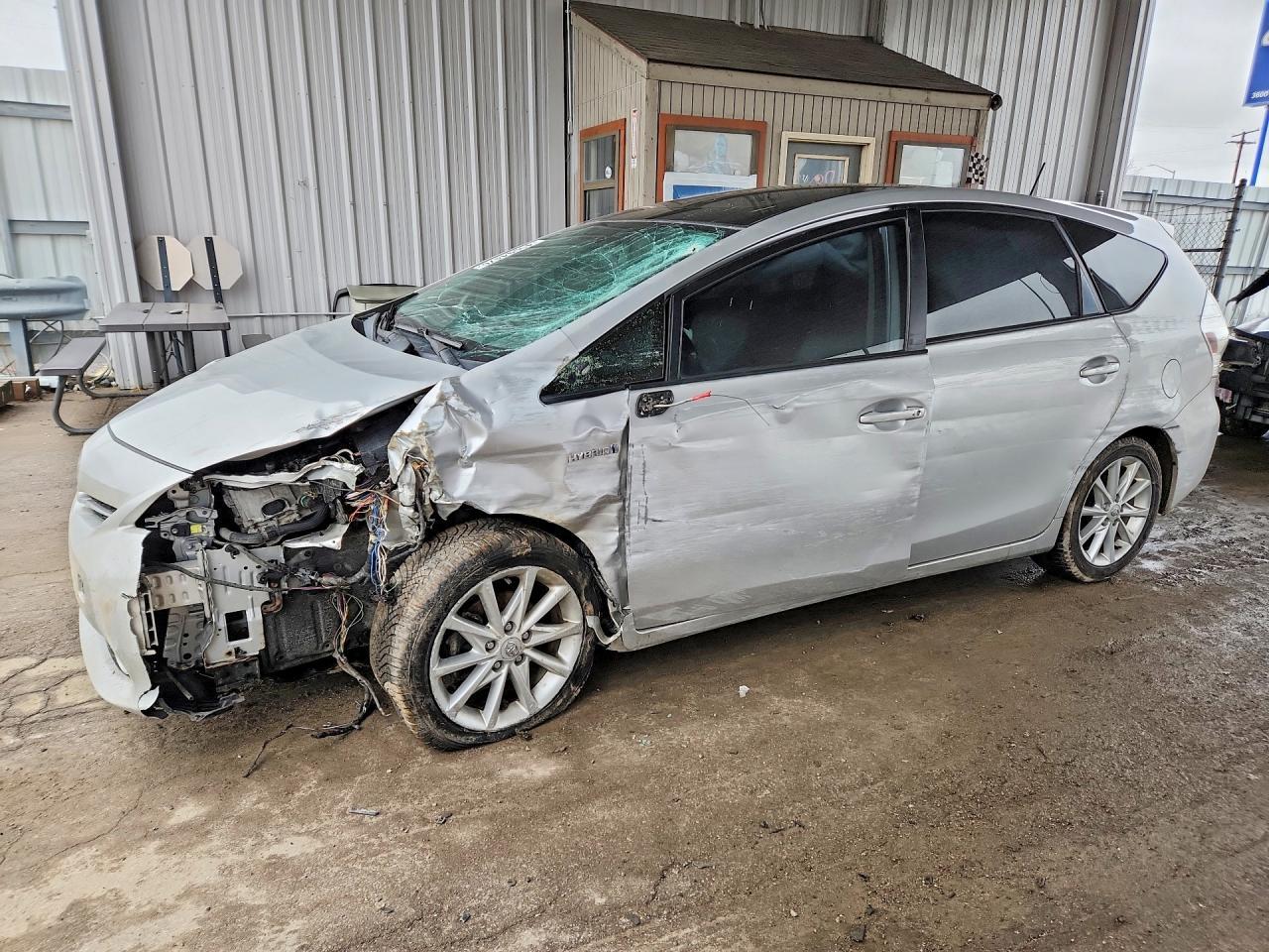2014 Toyota Prius V Five - zdjęcie główne