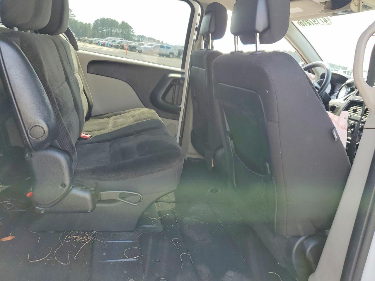 2017 Dodge Grand Caravan Se - zdjęcie 11