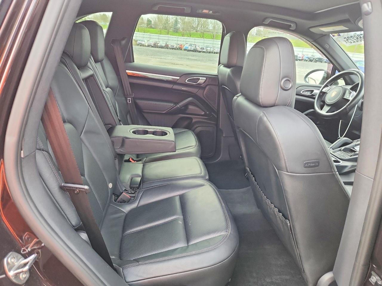 2014 Porsche Cayenne S Hybrid - zdjęcie 10