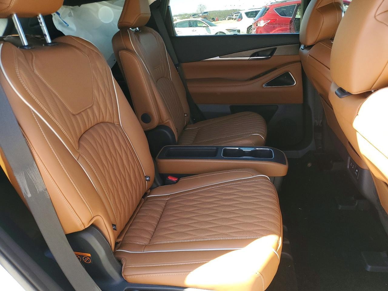 2026 Infiniti Qx60 Autograph - zdjęcie 11