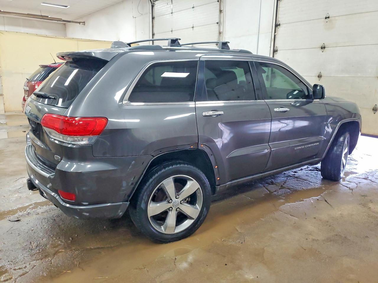 2015 Jeep Grand Cherokee Overland - zdjęcie 3