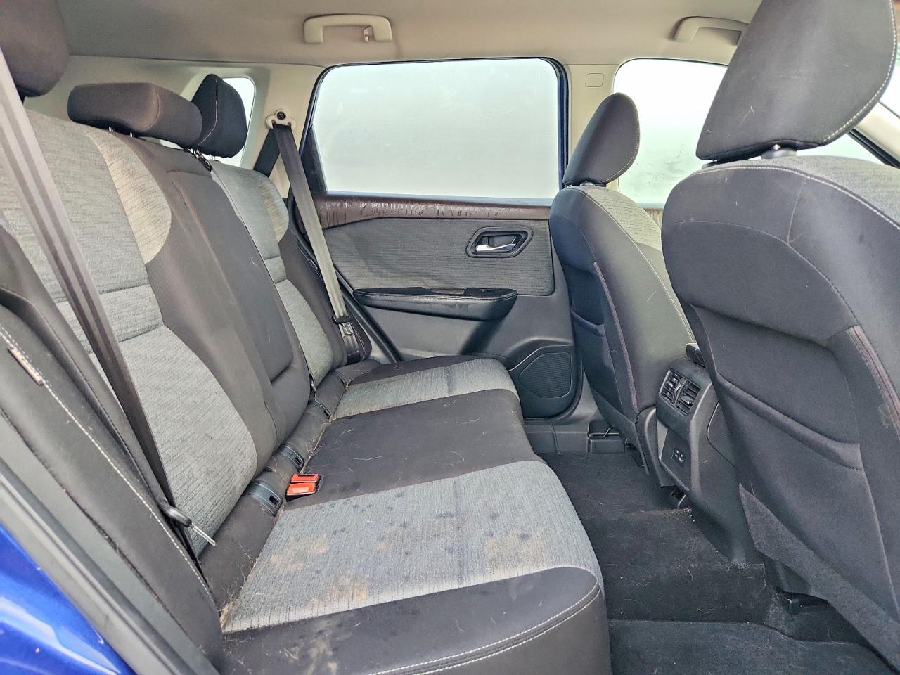 2021 Nissan Rogue Sv - zdjęcie 11