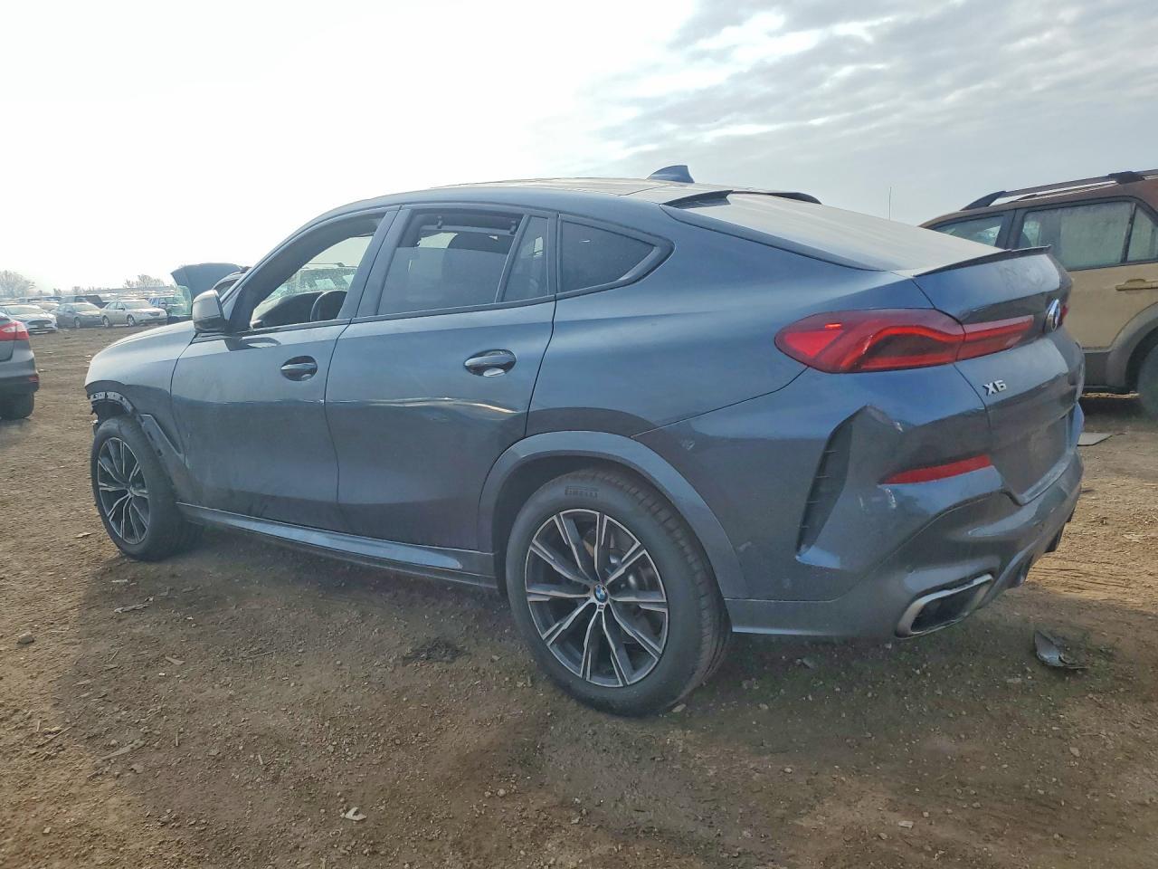 2020 BMW X6 M50I - zdjęcie 2