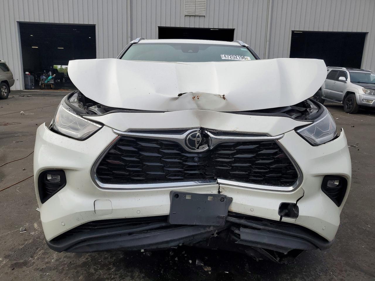 2021 Toyota Highlander Limited - zdjęcie 5