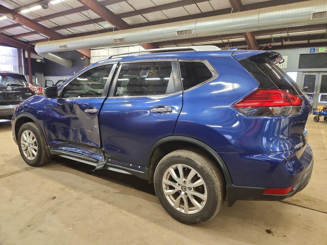 2017 Nissan Rogue Sv - zdjęcie 2