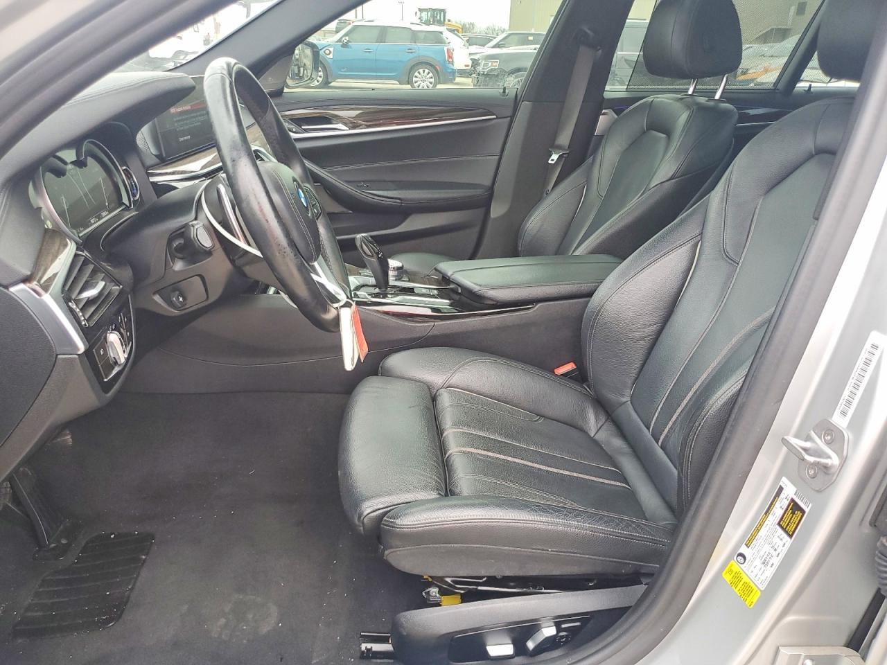 2017 BMW 530 I - zdjęcie 7