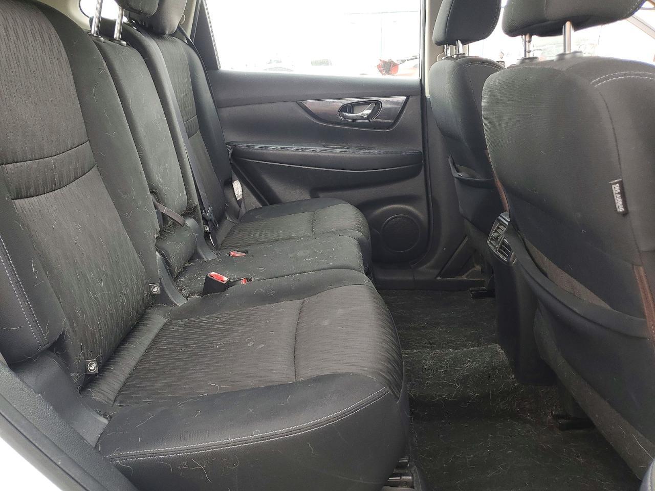 2017 Nissan Rogue S - zdjęcie 11