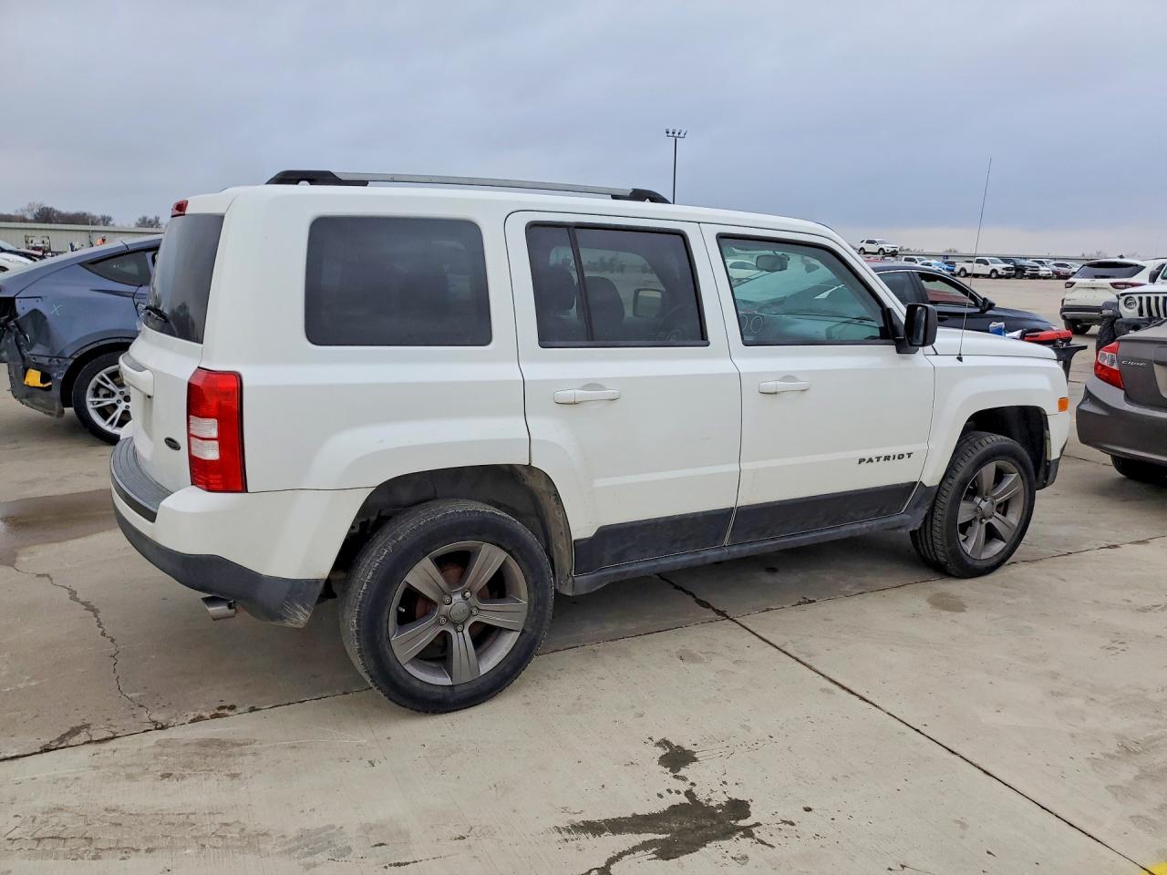 2016 Jeep Patriot Sport - zdjęcie 3