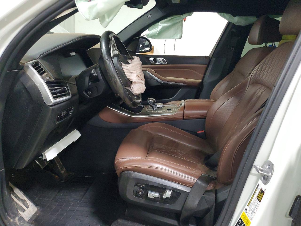 2021 BMW X5 xDrive40I - zdjęcie 7
