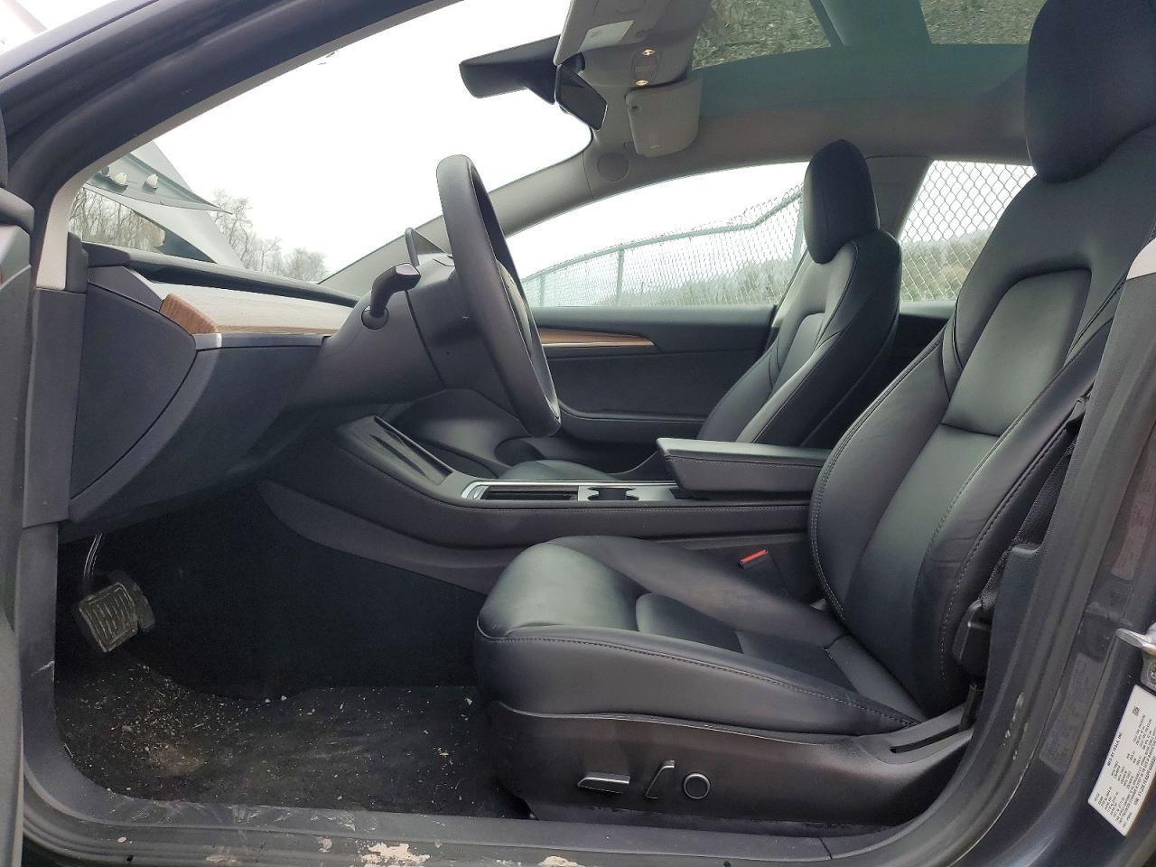 2023 Tesla Model 3 - zdjęcie 7