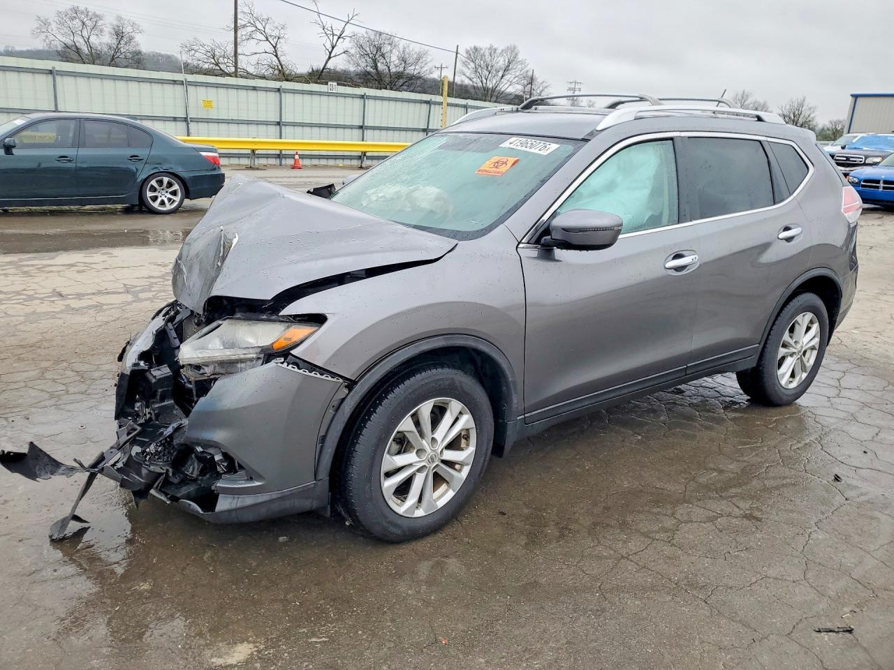 2016 Nissan Rogue Sv - zdjęcie główne