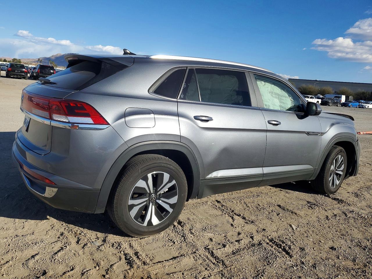 2024 Volkswagen Atlas Cross Sport Se - zdjęcie 3
