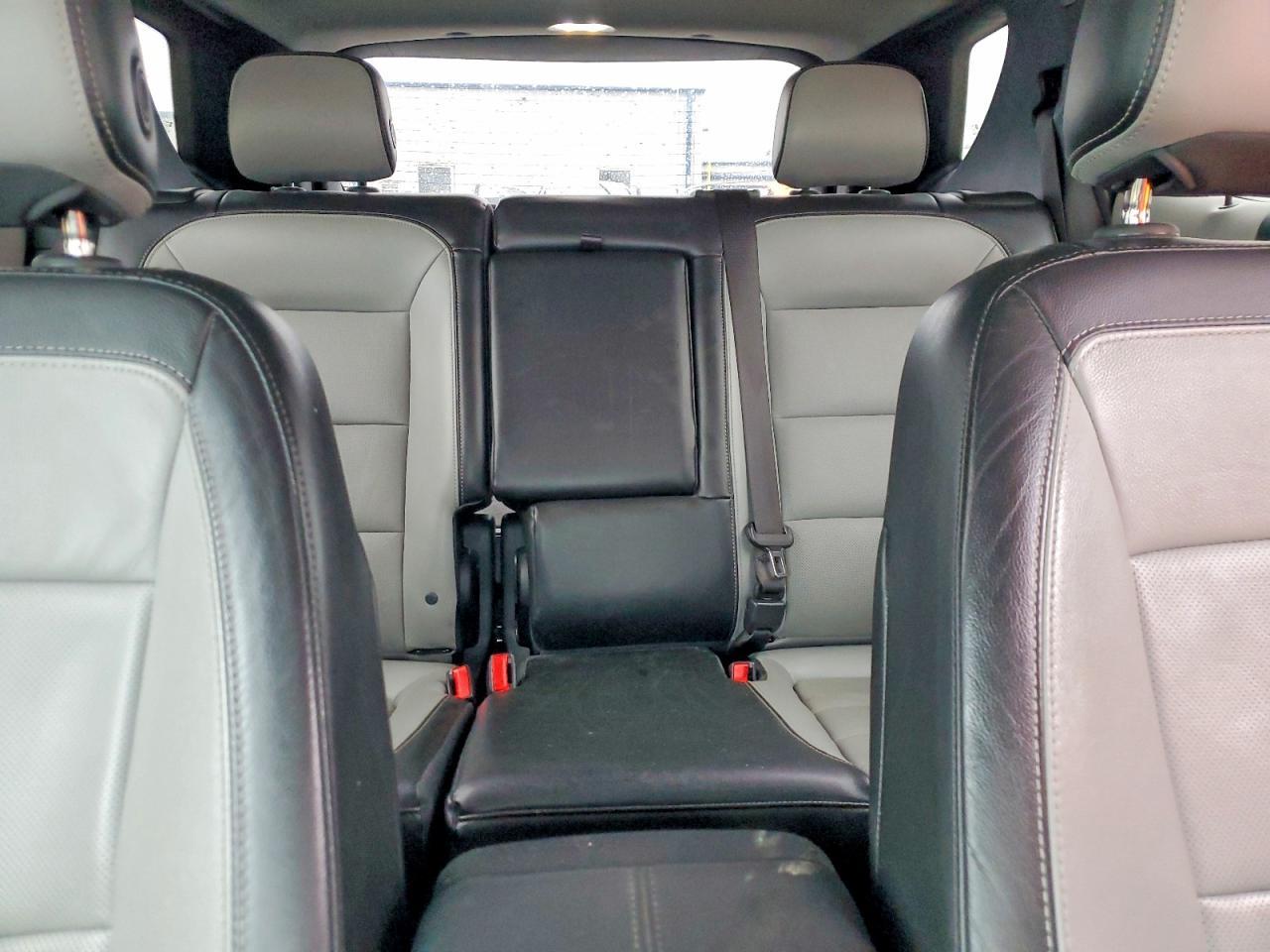 2018 Chevrolet Equinox Premier - zdjęcie 10