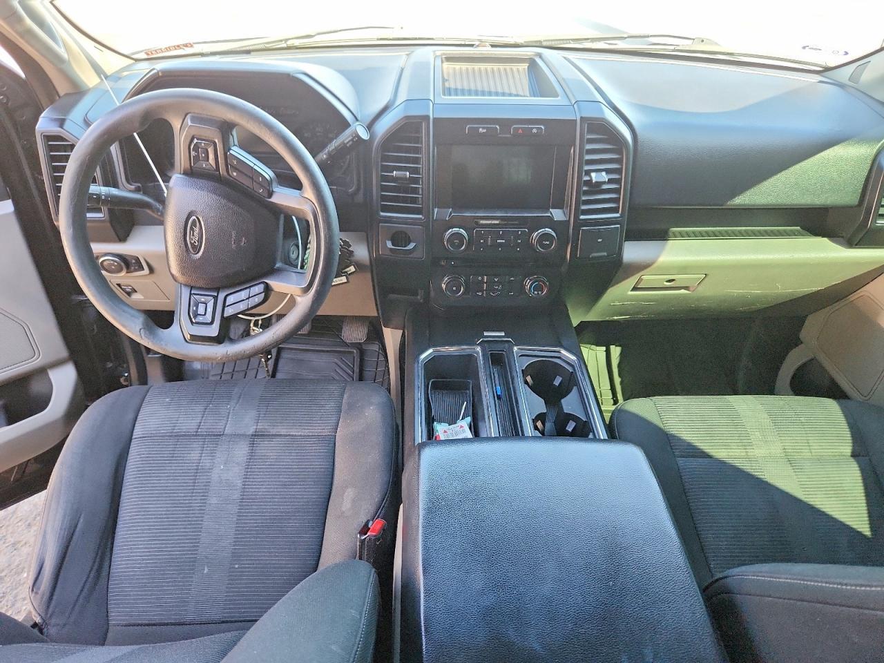 2017 Ford F150 Super Cab - zdjęcie 8