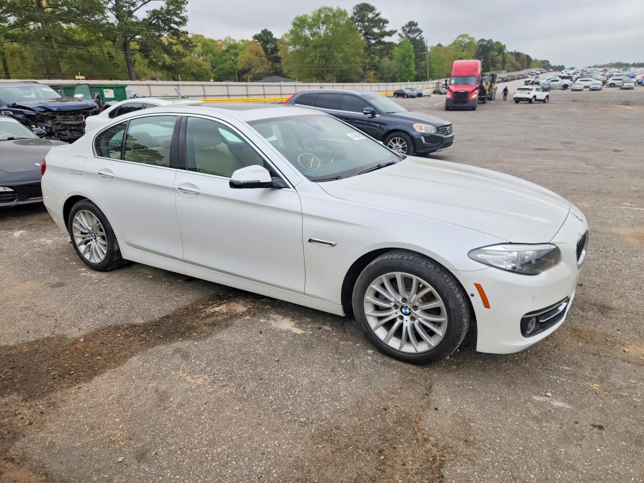 2016 BMW 528 I - zdjęcie 4