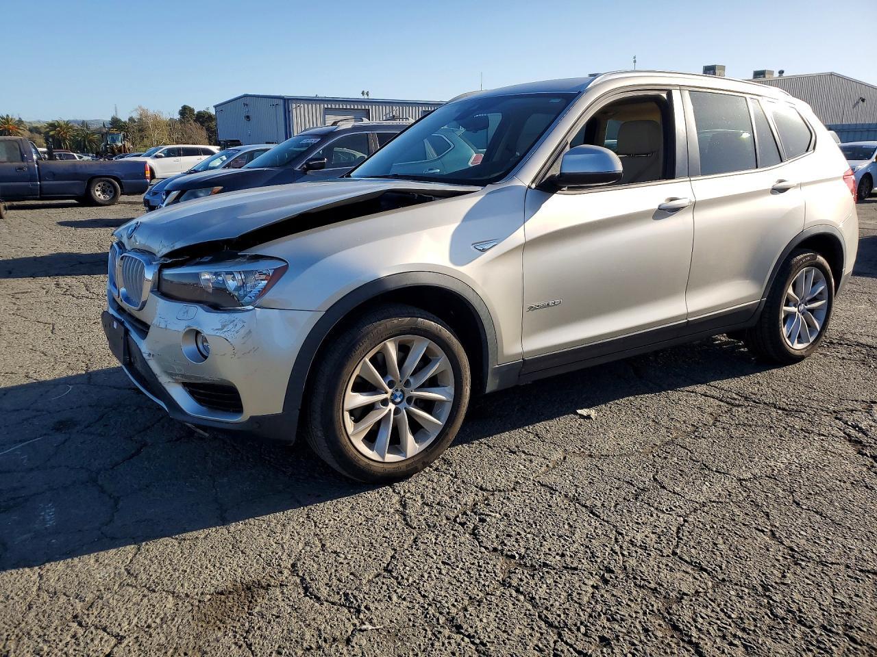 2016 BMW X3 xDrive28I - zdjęcie główne