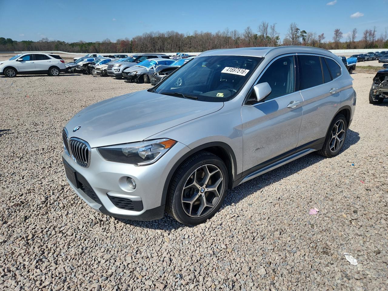 2018 BMW X1 xDrive28I - zdjęcie główne