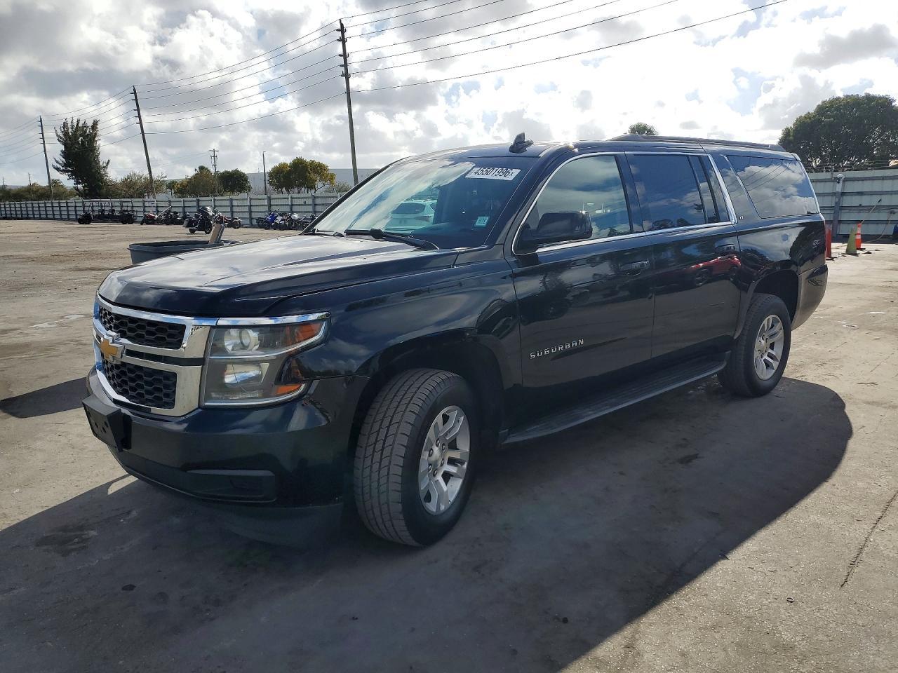2019 Chevrolet Suburban K1500 Lt - zdjęcie główne