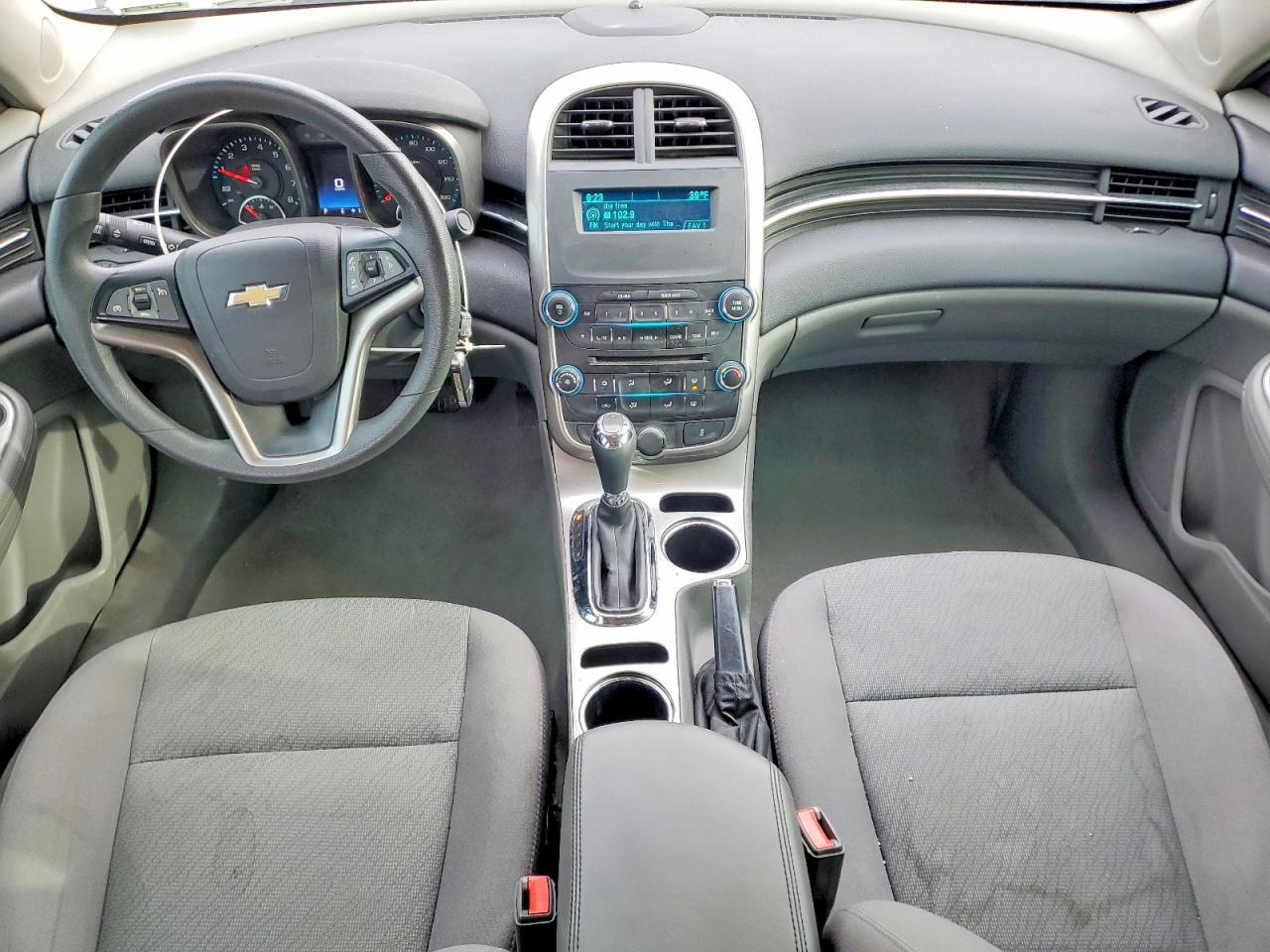 2014 Chevrolet Malibu Ls - zdjęcie 8