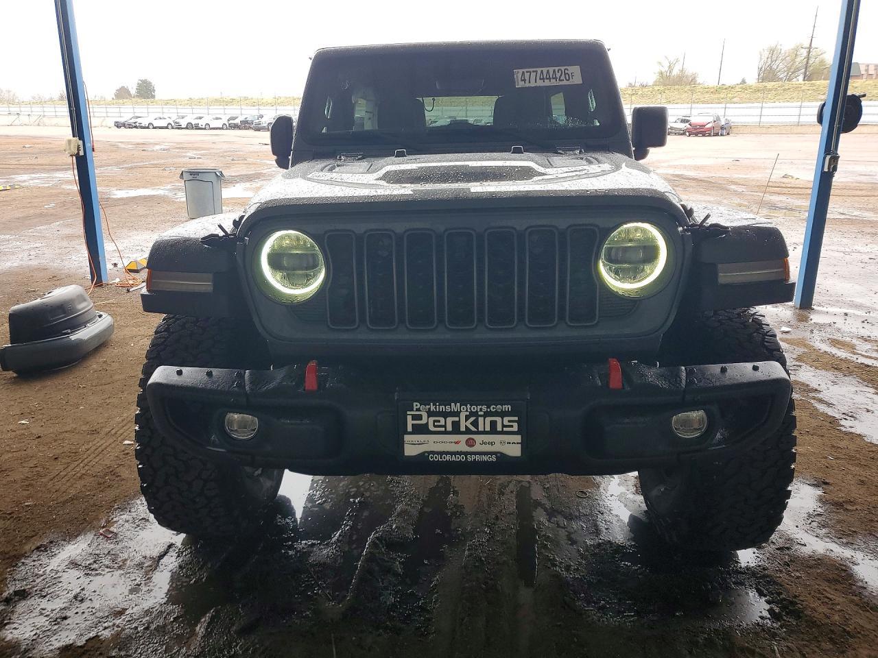 2025 Jeep Wrangler Rubicon - zdjęcie 5