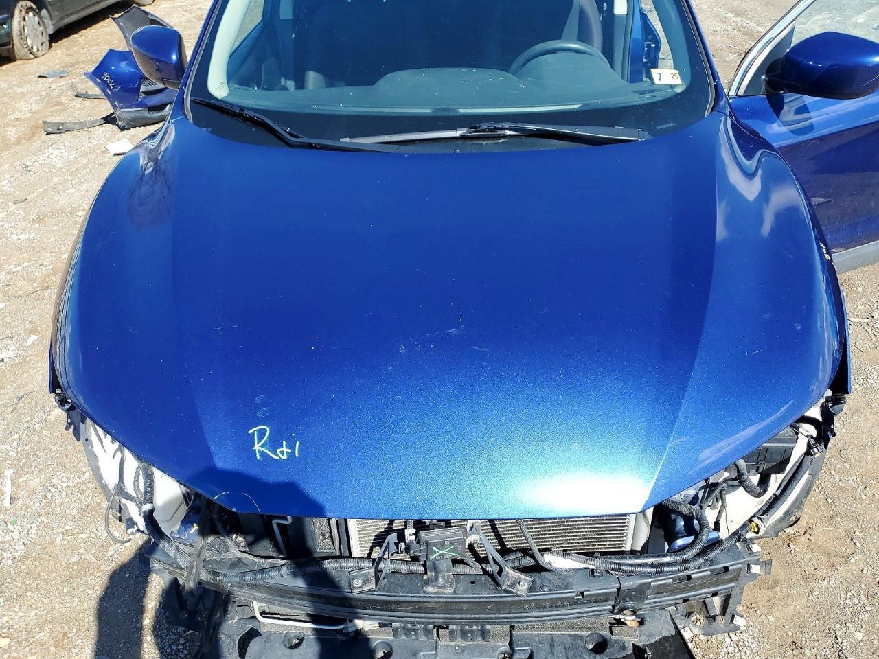 2020 Nissan Rogue Sport S - zdjęcie 12