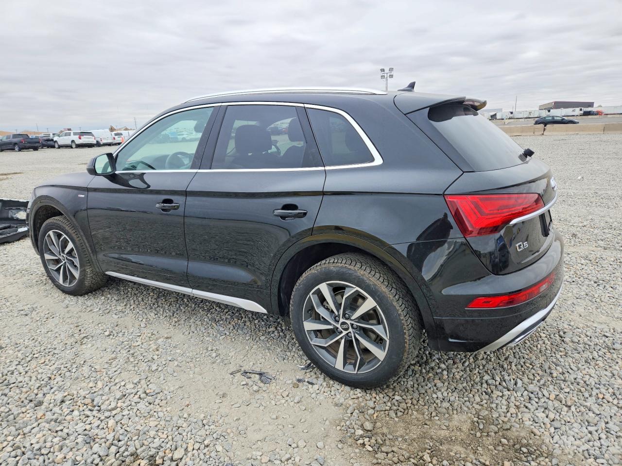 2025 Audi Q5 Premium Plus 45 - zdjęcie 2