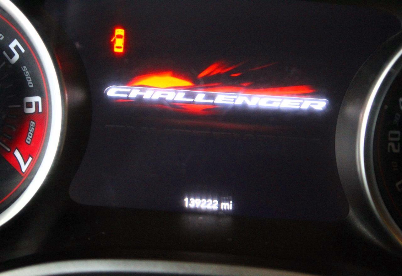 2015 Dodge Challenger Srt 392 - zdjęcie 8