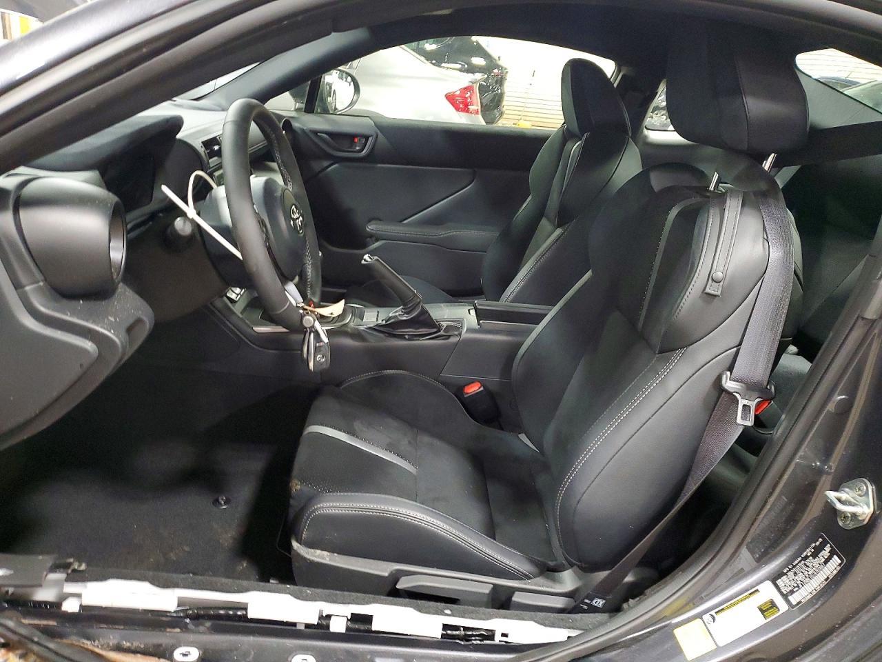 2025 Toyota Gr86 Premium - zdjęcie 7