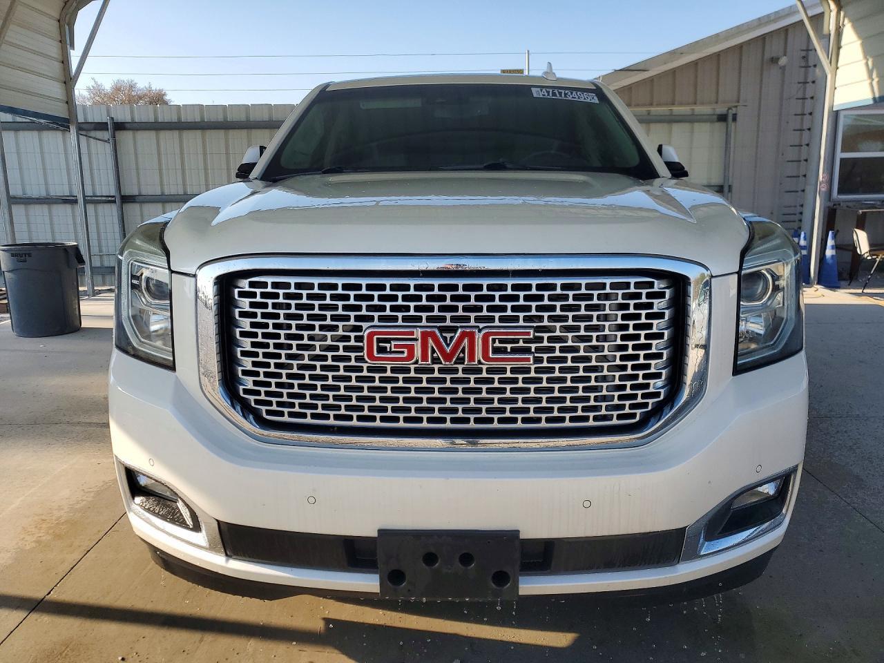 2015 GMC Yukon Denali - zdjęcie 5