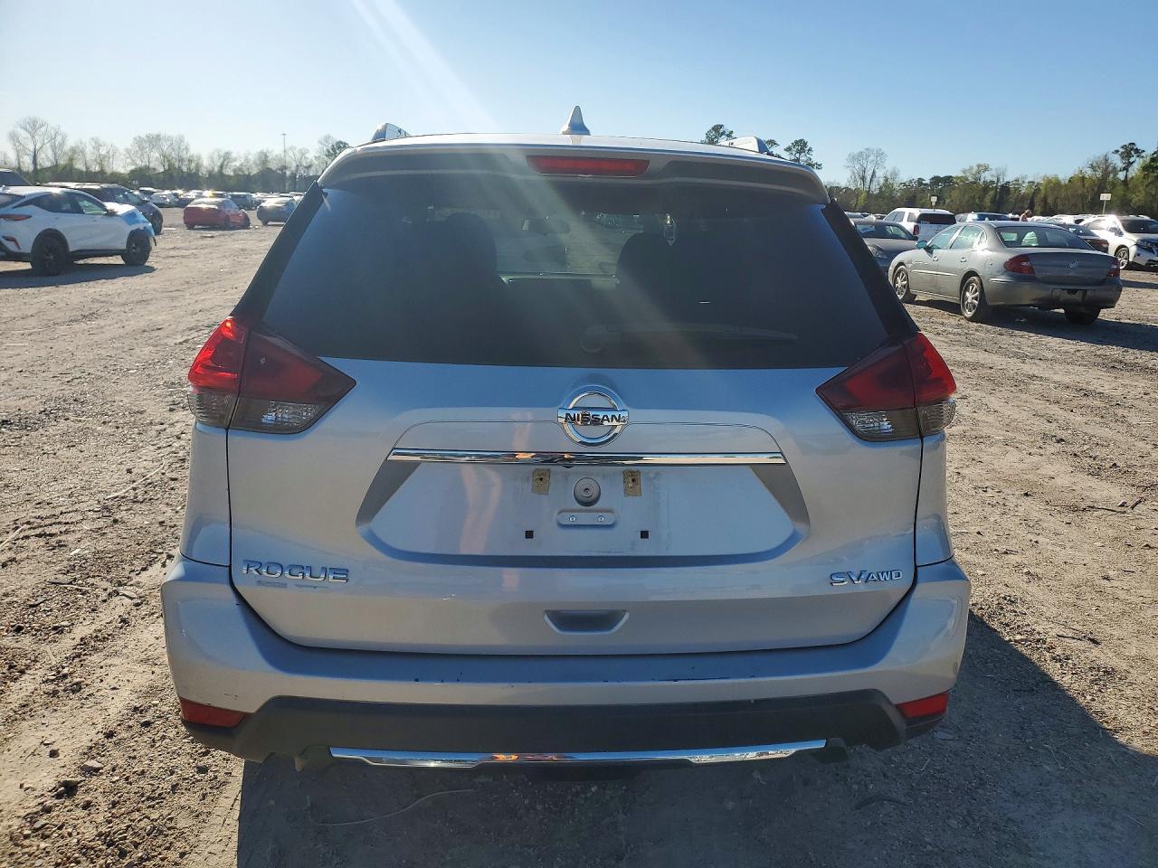 2018 Nissan Rogue Sv - zdjęcie 6