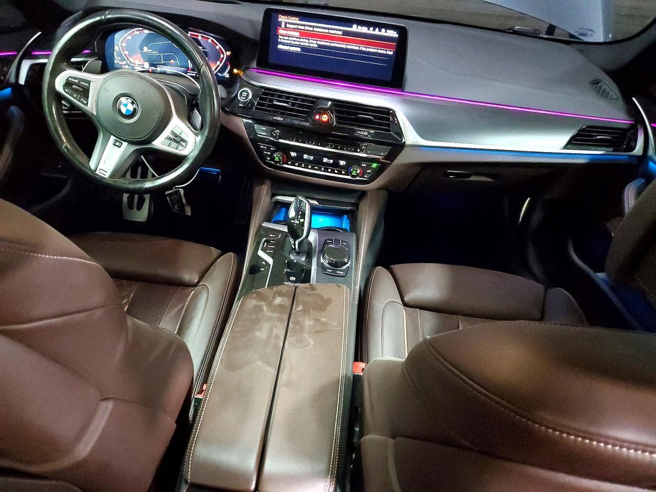 2021 BMW M550Xi - zdjęcie 8