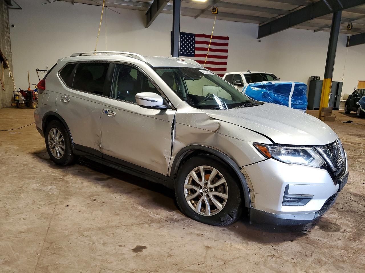 2019 Nissan Rogue - zdjęcie 4