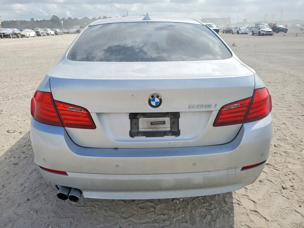 2013 BMW 528 - zdjęcie 6